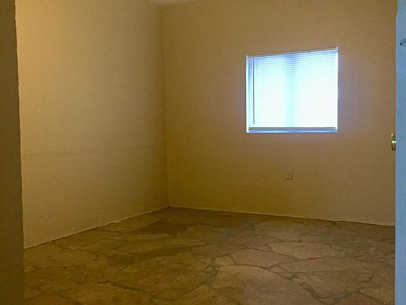 5th image of 2314 E Maryland Dr