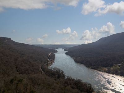 2425 Suck Creek Rd, Chattanooga, TN, 37405