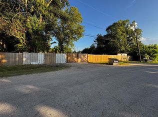 8114 Cheswick Dr, Houston, TX 77037