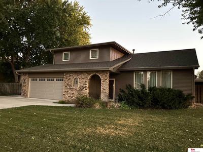 2005 Park Place Dr, Fremont, NE, 68025
