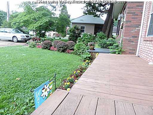 2nd image of 2006 Beechwood Dr