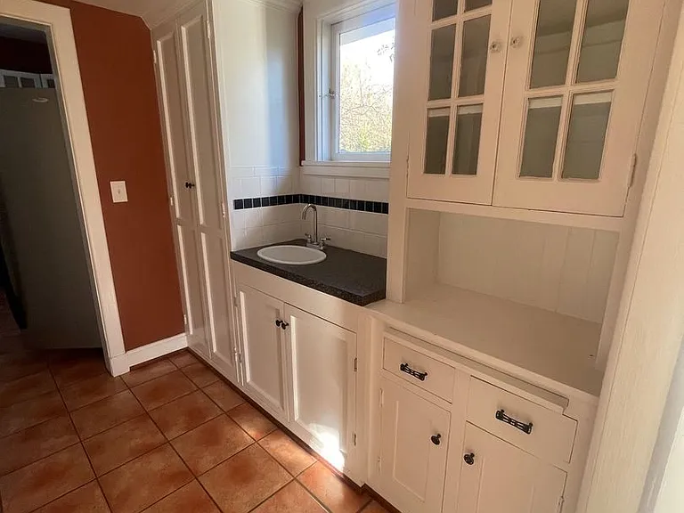 302 Boston Ave — Photo 4