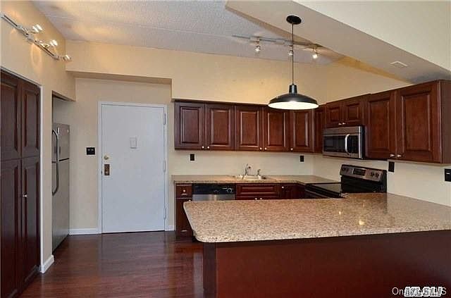 1st image of 725 Miller Avenue #136