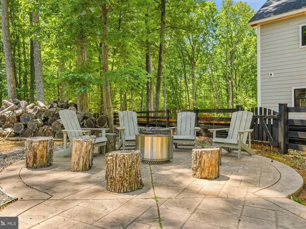 35 Retriever Ct, Bumpass, VA 23024