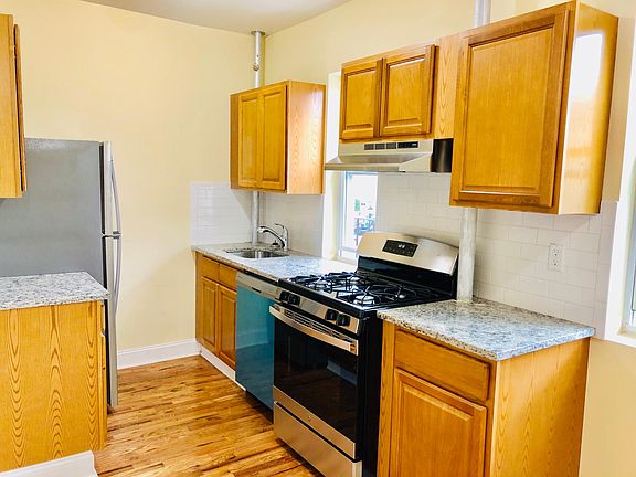 3rd image of 305 Columbus Ave APT 2B