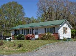 261 Ziglar Rd, Madison, NC 27025