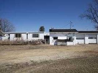 19091 Il Route 76, Poplar Grove, IL 61065