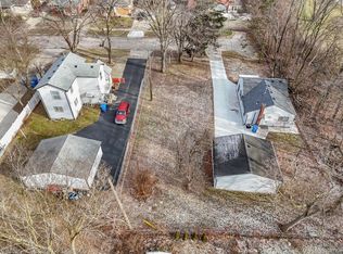 7875 Robindale Ave, Dearborn Heights, MI 48127