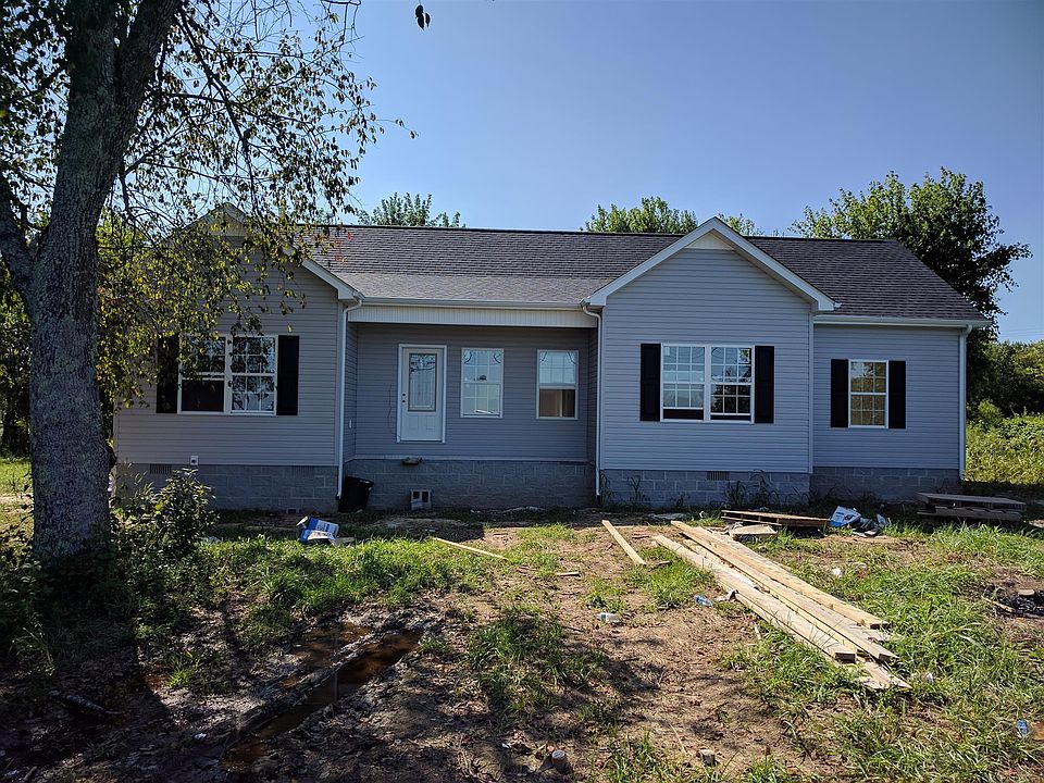 2nd image of 203 W Laurel St