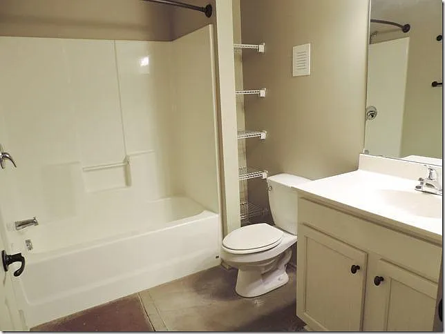 120B Goldsboro St S — Photo 11
