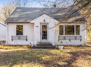 8165 Eastwood Rd, Mounds View, MN 55112