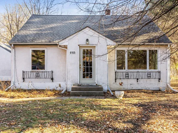 8165 Eastwood Rd, Mounds View, MN 55112