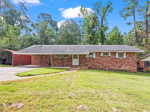 2nd image of 1413 Waccamaw Dr