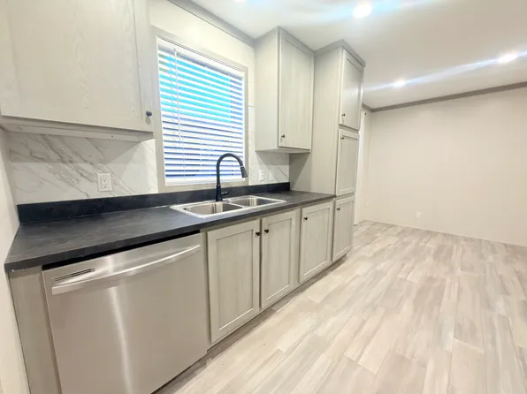 4000 E 134th Street 1 #1022-1, Chicago, IL 60633