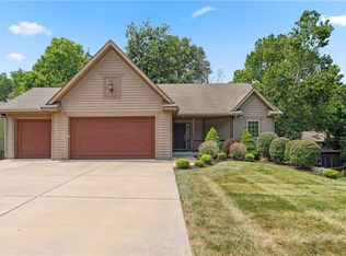 5242 N Walnut St, Kansas City, MO 64118