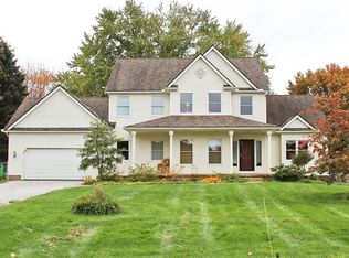 102 Samoa Dr, Akron, OH 44319