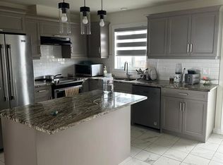 389 Magnolia Ln, Lakeshore, ON N8L1B1