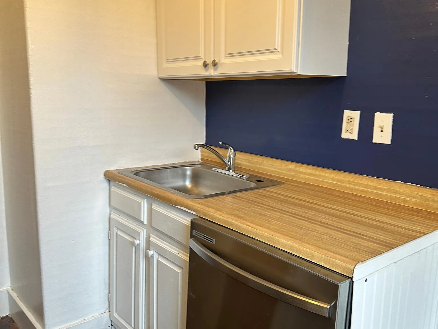 2 bed, 900 sqft, $1,930 — Photo 4