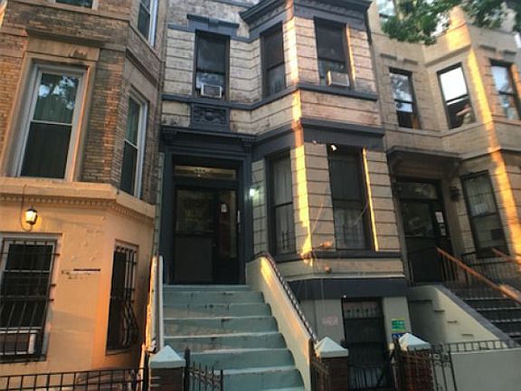 2nd image of 513 W 173rd St #2BB