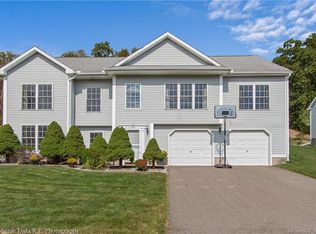 27 Ian Dr, Meriden, CT 06451