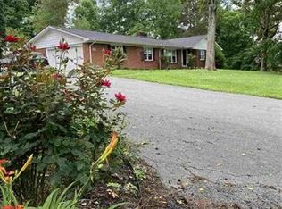 921 Ault Ln, Tazewell, TN 37879