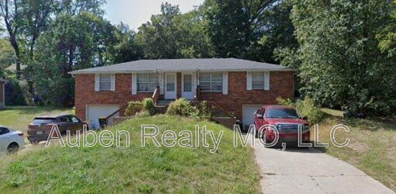 1st image of 5136 N Oakley Ave