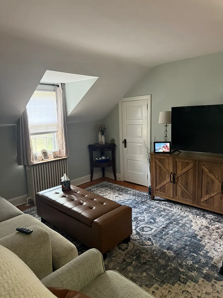 1 bed, 750 sqft, $1,800 — Photo 2