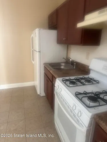 618 Rathbun Ave #2 Photo 1