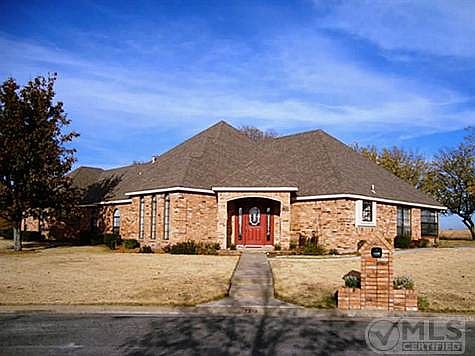 1st image of 2210 Meadowview Dr