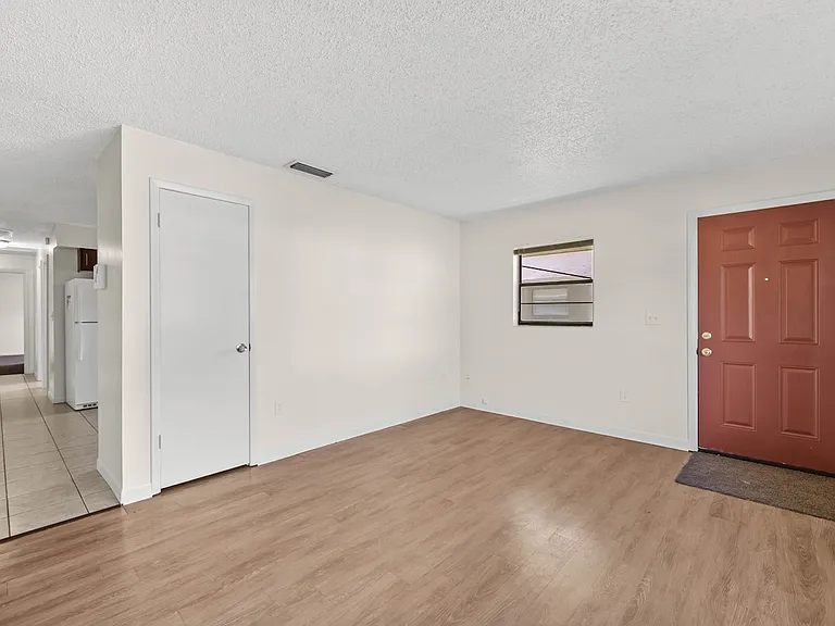 1236 Josephine St — Photo 14