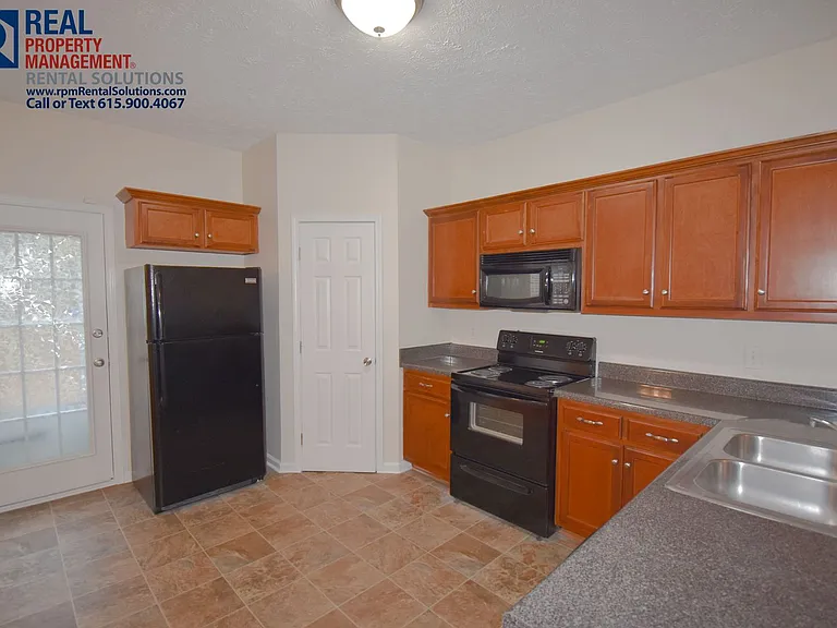 2533 New Holland Cir — Photo 8