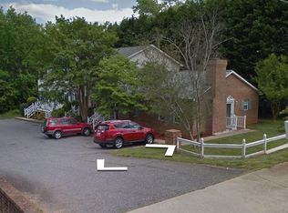 62 Duke St APT 5, Granite Falls, NC 28630