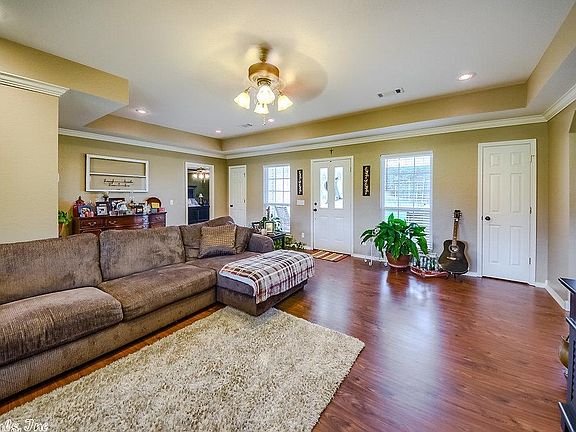 3rd image of 124 Private Road 3388
