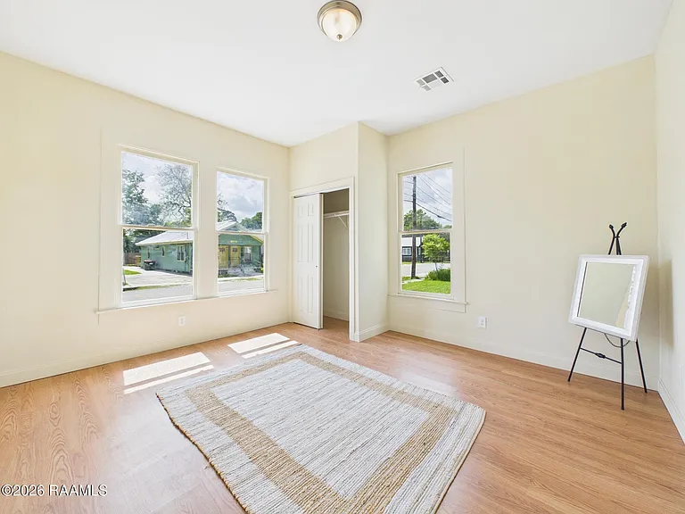 617 E Vermilion St #C — Photo 5