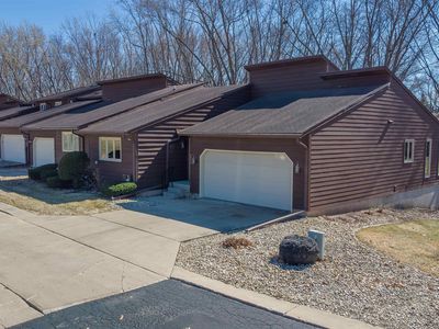 2917 Brookview Dr, Freeport, IL, 61032