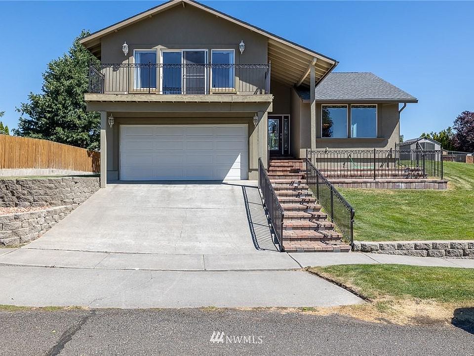 1st image of 4509 Hilltop Dr