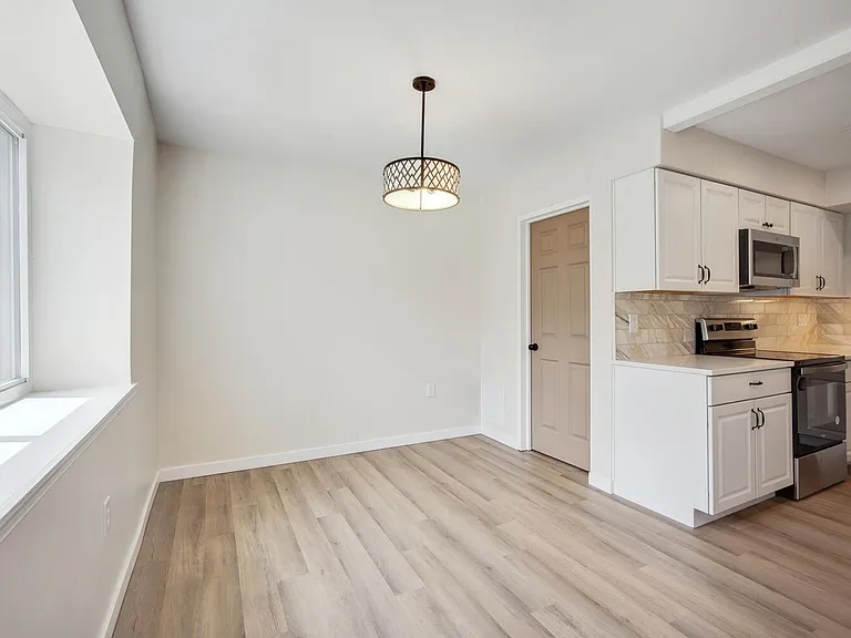 4634 Conwell Dr — Photo 14