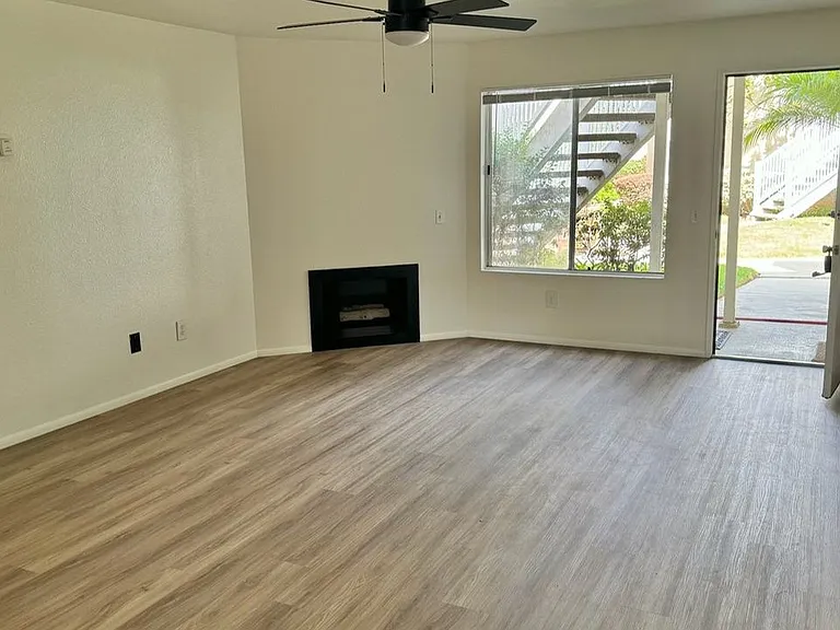3515-3563 Roosevelt St - Su Casa Apartments — Photo 12