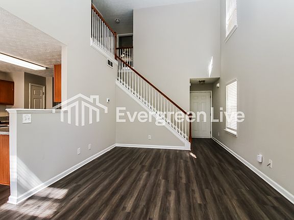 3rd image of 130 Birch Rd
