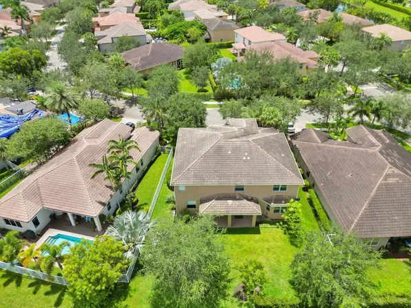 19287 W Hibiscus Street, Weston, FL 33332