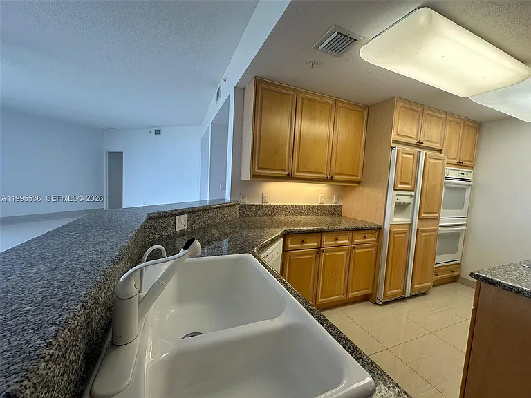 6001 N Ocean Dr #503 — Photo 41