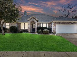 3402 Ledbetter Ct, Arlington, TX 76001