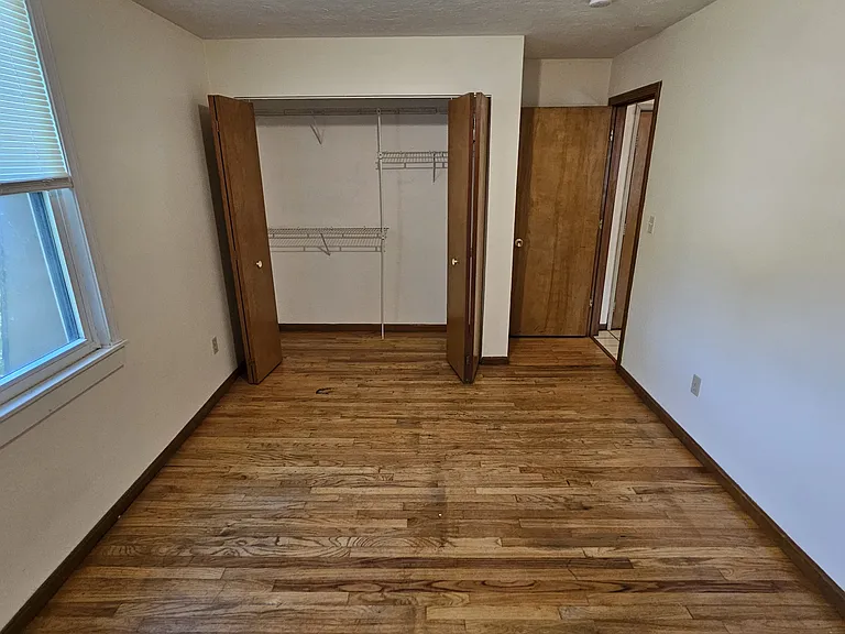 41 Brooks St #8 — Photo 9