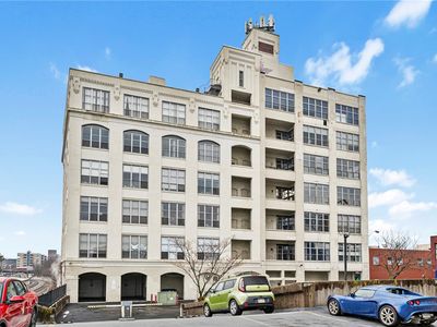 5850 Centre Ave APT 302, Pittsburgh, PA, 15206