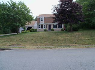 21 Raymond Rd, Plymouth, MA 02360