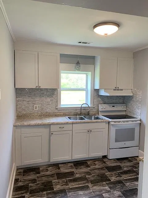 2 bed, $1,000 — Photo 2
