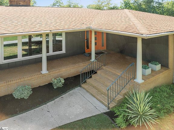 4th image of 115 Cannon Ln