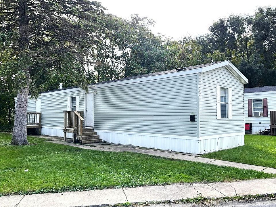 1st image of 858 Valerie Dr