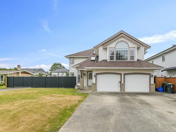 5047 215th St, Langley, BC V3A 5B9