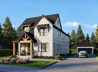 916 1st St, Rochester, MI 48307